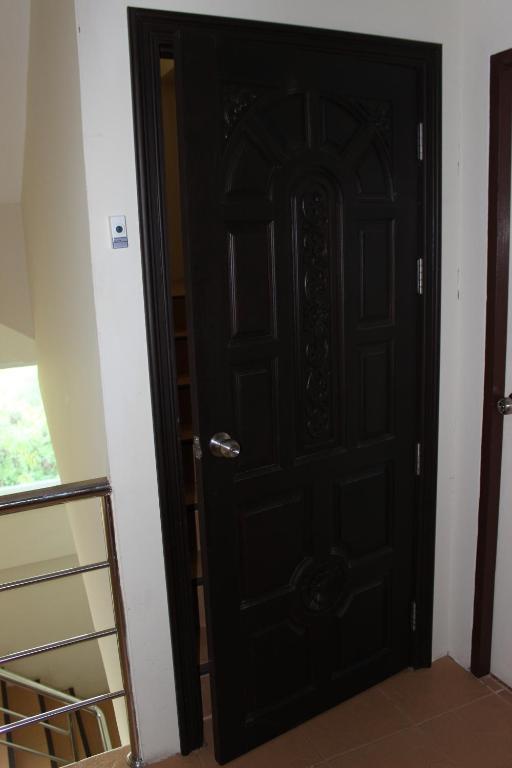 Samal Guesthouse Pattaya Phòng bức ảnh