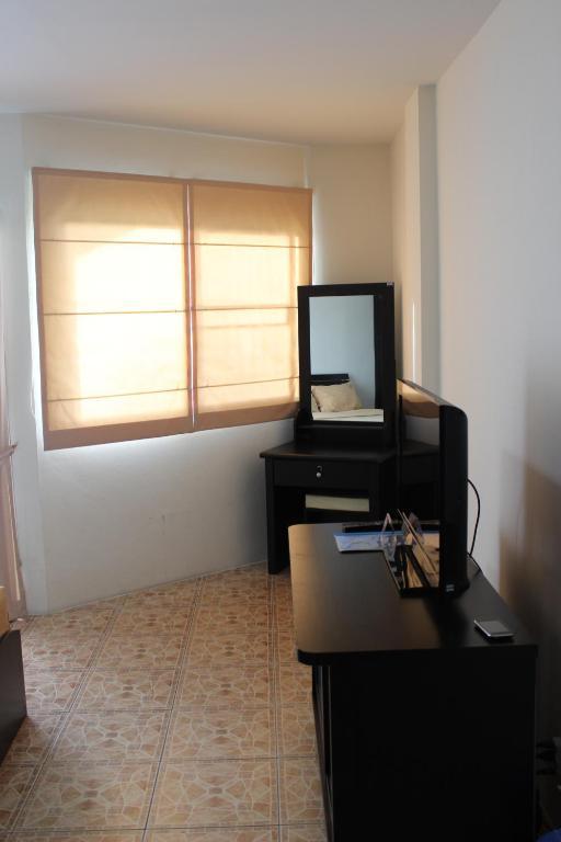 Samal Guesthouse Pattaya Phòng bức ảnh