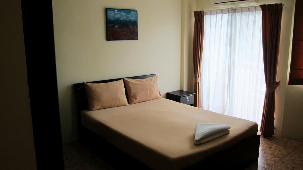 Samal Guesthouse Pattaya Ngoại thất bức ảnh