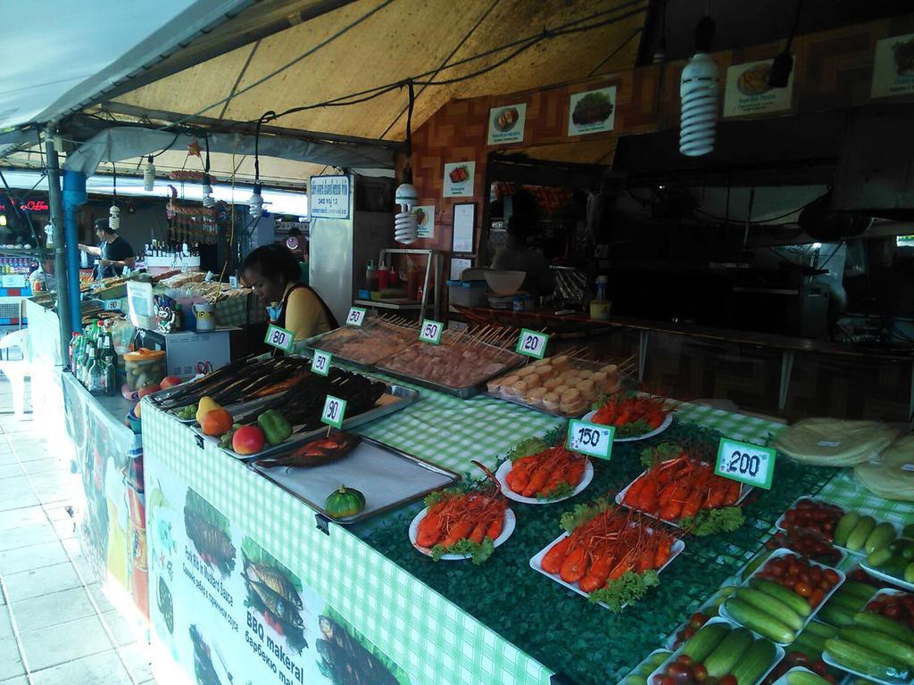 Samal Guesthouse Pattaya Ngoại thất bức ảnh